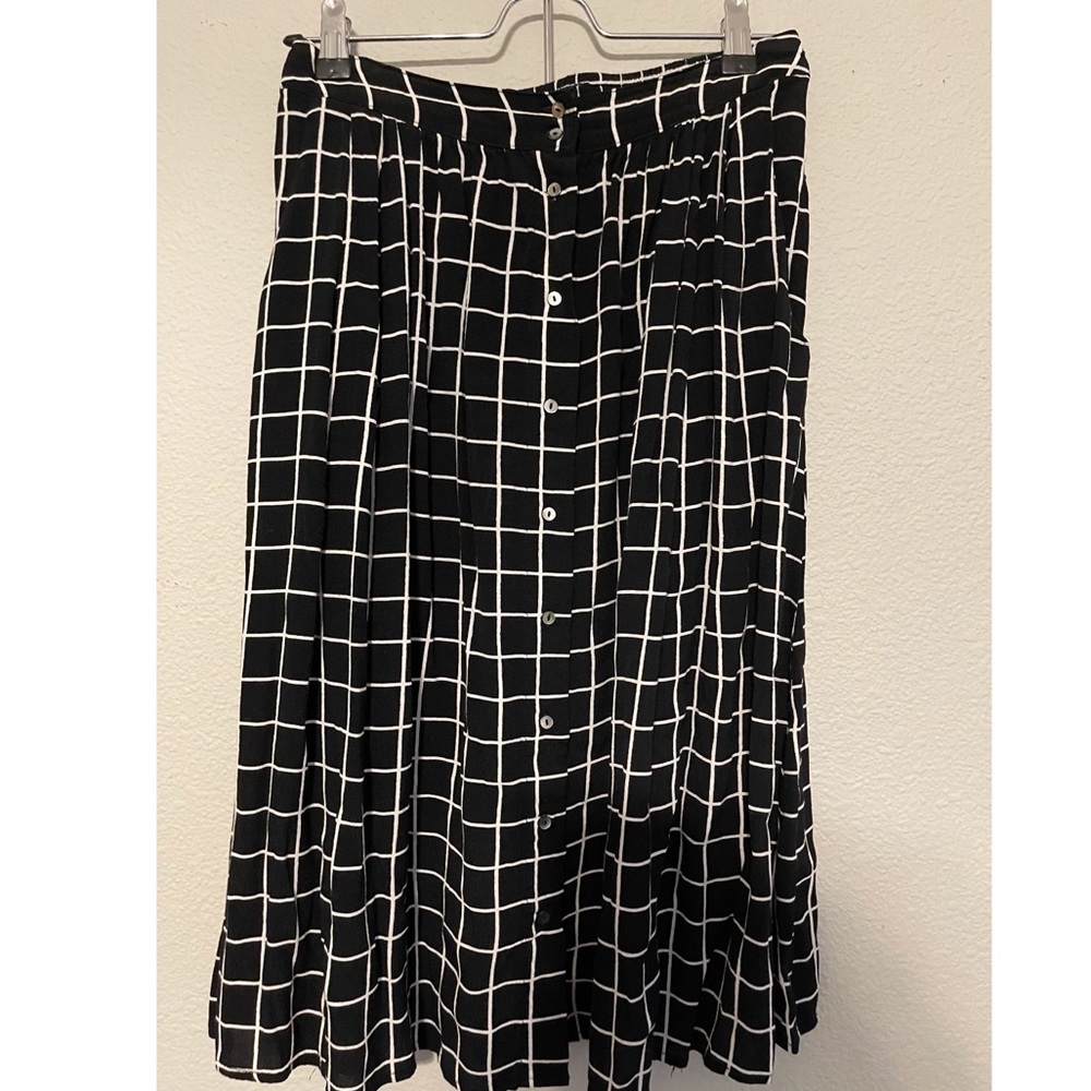 Forever 21 Button up Skirt